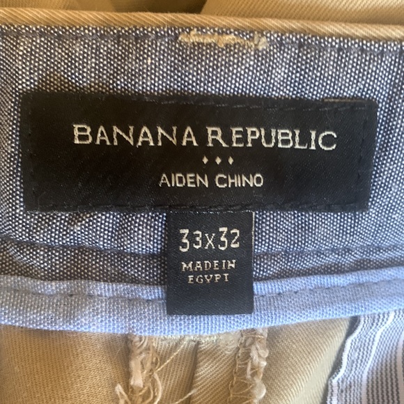 Banana Republic Aiden Chino - Picture 8 of 9